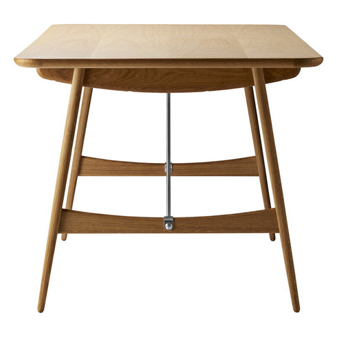BM1160 Huntsman Dining Table